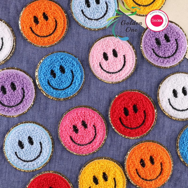 Smile Face Embroidery Patches Iron On Jeans Clothes Appliques Sew On Self-Adhesive Fabric Patch with Sequins Decoration
