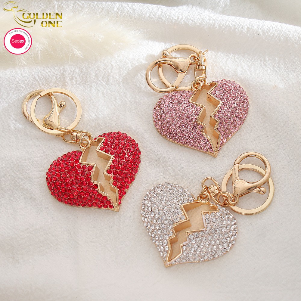 带钻裂心钥匙扣01_副本