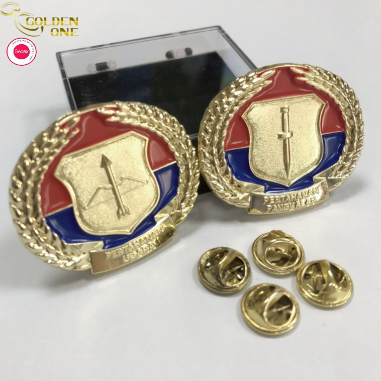Hot Sale USA Art Anime Custom Pins Logo Badge shiny Gold Plated Metal Pin Cute Soft Enamel Lapel Pin with Box