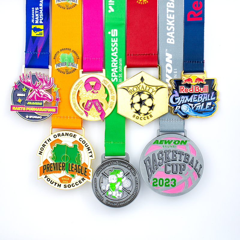 Customized Zinc Alloy Sports Medal with Engraved Logo for Events Awards