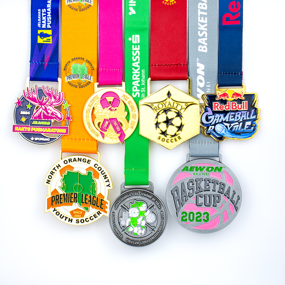 Customized Zinc Alloy Sports Medal with Engraved Logo for Events Awards