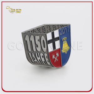 Customized Antique Sliver Plated Metal Pin Badge