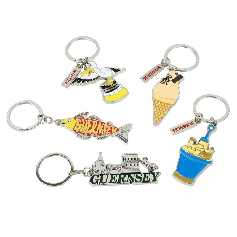 Double-Sided Glossy Enamel Guernsey Island Zinc Alloy Keychain, Etched Map Design Souvenir Key Ring for Tourism Souvenir Gift Collection