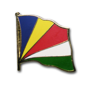Single-Sided National Flag Pin with Gold Plated Hard Enamel Finish and Polished Copper Base for Formal Attire and National Day Celebrations