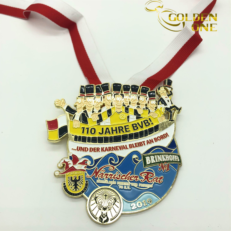 Final Fantasy Custom Soft Enamel Dinosaur Logo Shape Custom Karate Medals With Lanyard