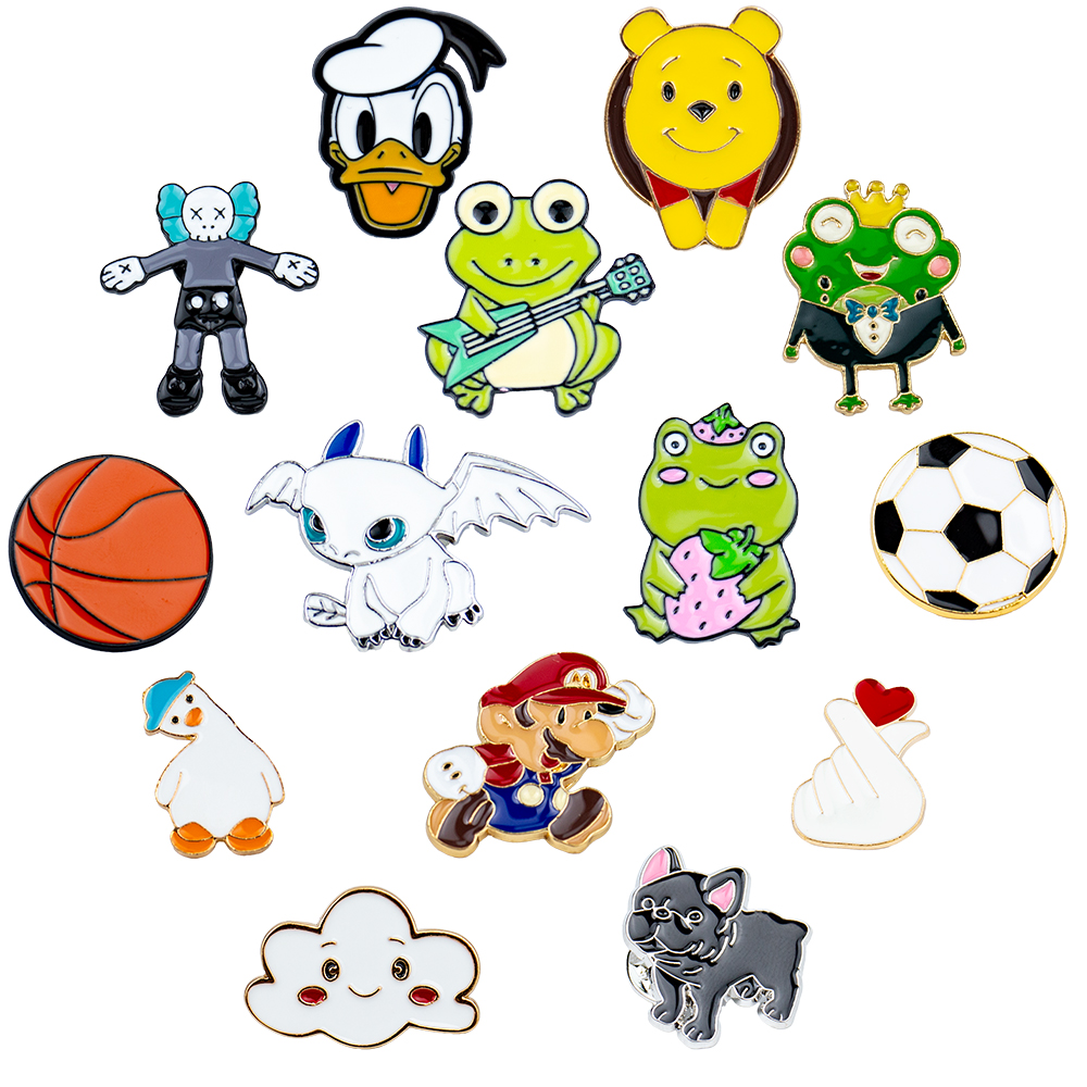 Custom Anime Cute Rabbit Zinc Alloy Enamel Custom Badge Pin - Personalized Lapel Pin for Gifts & Clothing