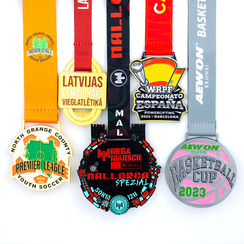 High-Quality Zinc Alloy Custom Medals with 3D Design, Laser Engraving for Sports Awards, Corporate Events, Personalized Metal Trophy (MOQ 50 Pieces)